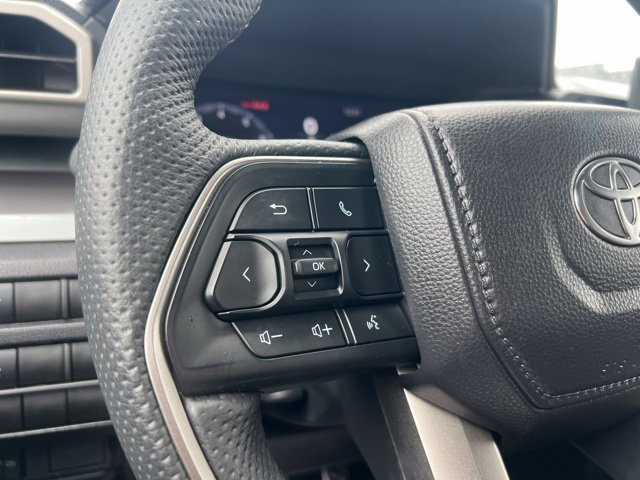 Used 2025 Toyota Tacoma TRD Sport AWD/4WD image 26