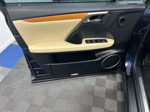 Used 2022 Lexus RX 350 FWD w/ Premium Package image 5