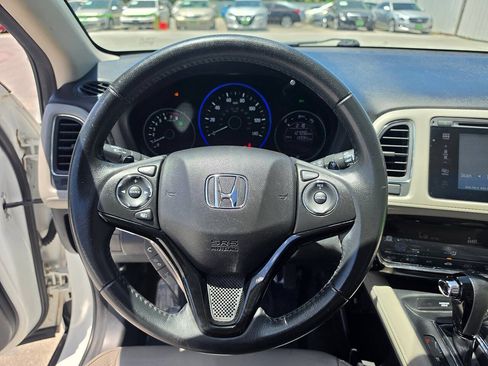 Used 2016 Honda HR-V EX-L image 45