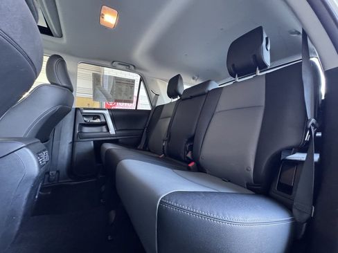 Used 2022 Toyota 4Runner SR5 Premium image 13