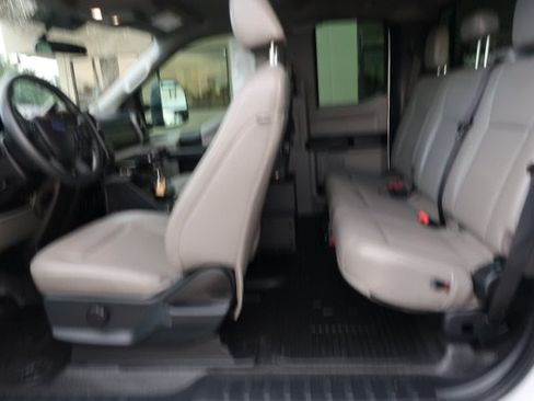 Used 2021 Ford F250 XL w/ Power Equipment Group RWD image 11