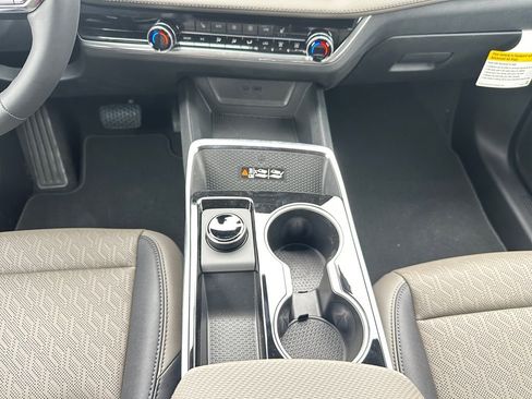 New 2026 Chevrolet Equinox LT AWD/4WD image 11