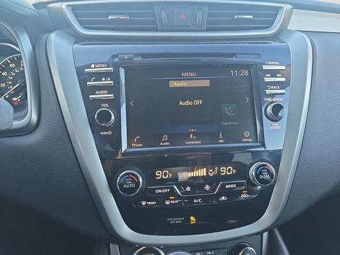 Used 2019 Nissan Murano SV w/ Premium Package image 8