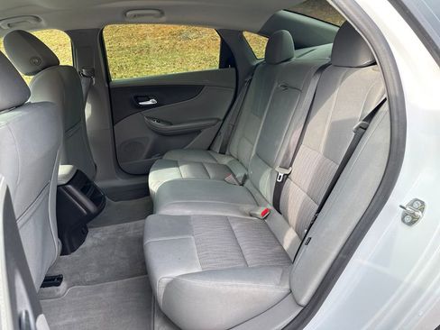 Used 2016 Chevrolet Impala LS image 22