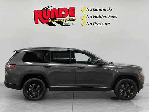 New 2025 Jeep Grand Cherokee L Altitude image 6