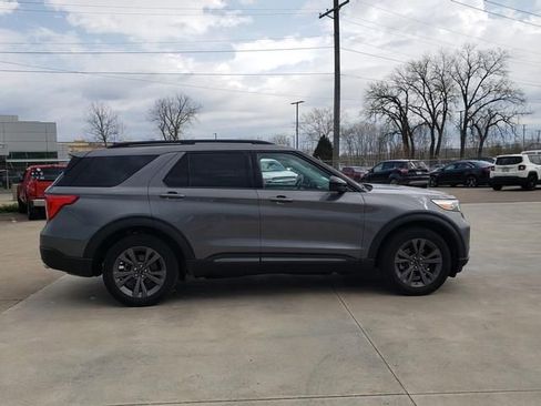 Used 2023 Ford Explorer XLT w/ Equipment Group 202A image 11