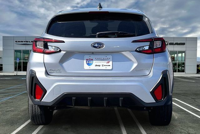 Used 2024 Subaru Crosstrek 2.0i AWD/4WD image 3