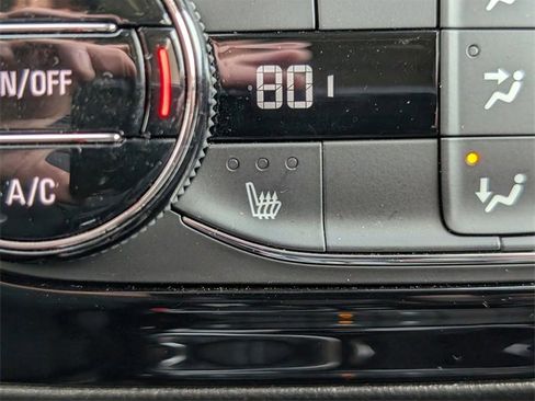 Used 2020 Buick Encore GX Essence w/ Experience Buick Package image 21