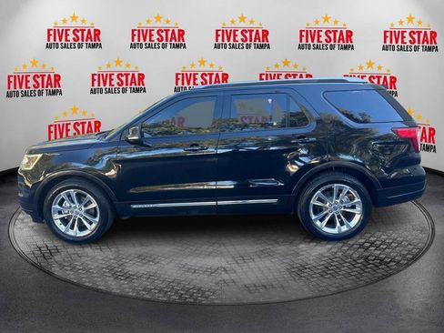 Used 2018 Ford Explorer XLT w/ Equipment Group 202A FWD image 4