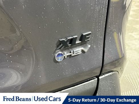 Used 2025 Toyota RAV4 XLE image 28