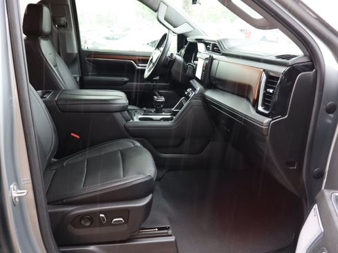 Used 2023 GMC Sierra 1500 Denali AWD/4WD image 30