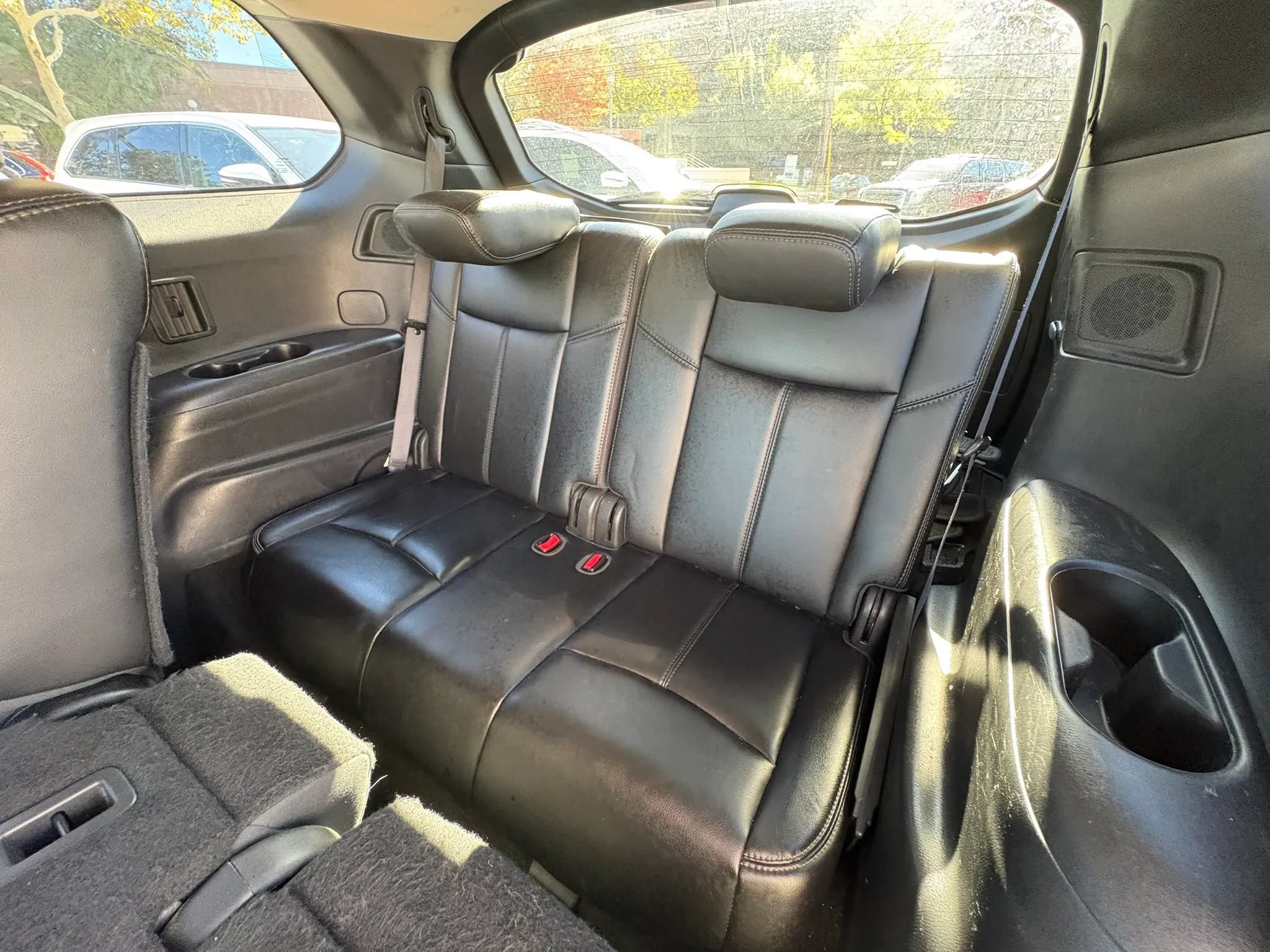 Used 2015 Nissan Pathfinder SL w/ SL Premium Package FWD image 19