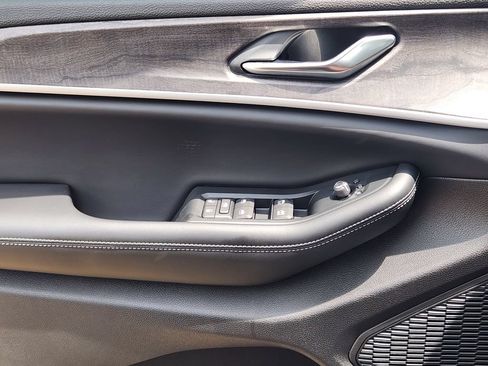 New 2026 Jeep Grand Cherokee Altitude RWD image 15