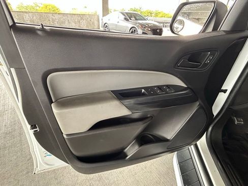 Used 2021 Chevrolet Colorado W/T w/ WT Convenience Package image 50