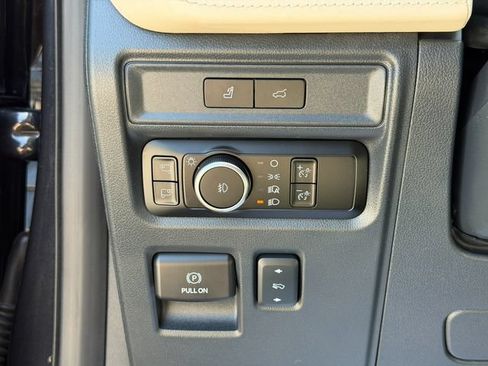 Used 2024 Ford Expedition Max Platinum AWD/4WD image 45
