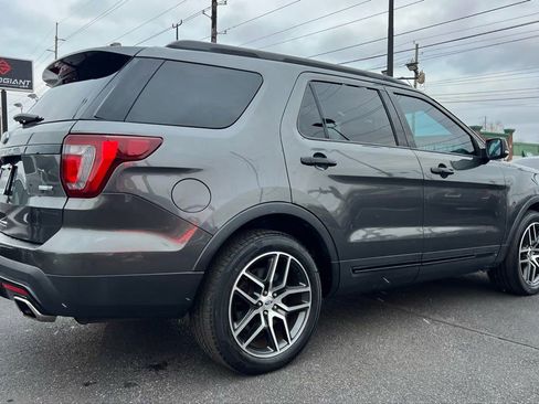 Used 2017 Ford Explorer Sport w/ Equipment Group 401A image 8