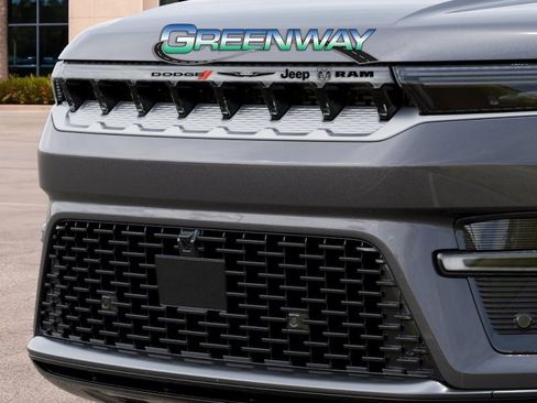 New 2026 Jeep Grand Wagoneer 4WD w/ Premium Group I image 11