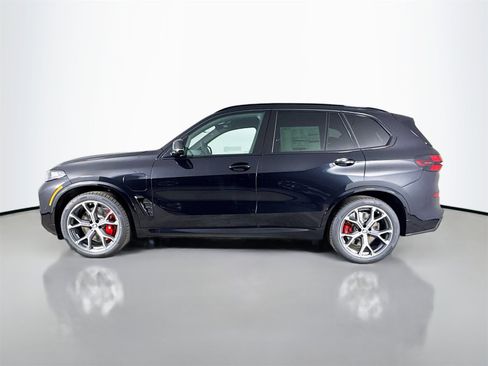 New 2026 BMW X5 xDrive50e w/ M Sport Package image 4