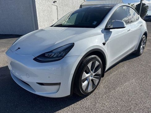 Used 2020 Tesla Model Y Long Range AWD/4WD image 3