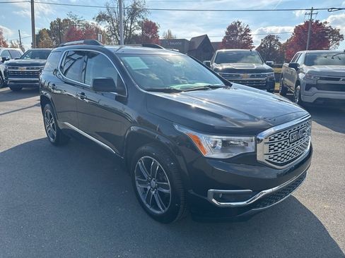 Used 2019 GMC Acadia Denali w/ LPO, Floor Liner Package image 7