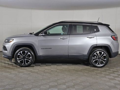 Used 2022 Jeep Compass Limited image 17
