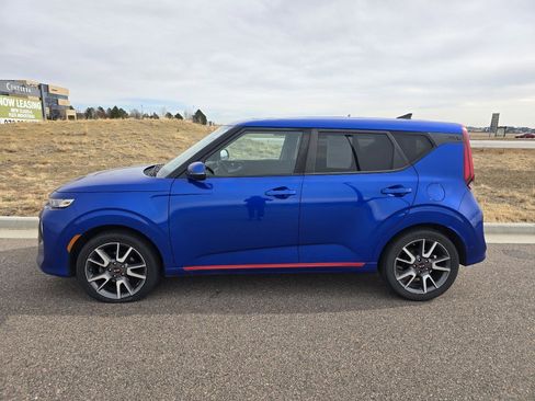 Used 2021 Kia Soul GT-Line image 2