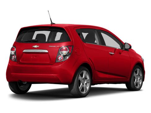 Used 2014 Chevrolet Sonic LT w/ LT Spring Promotional Package FWD image 5