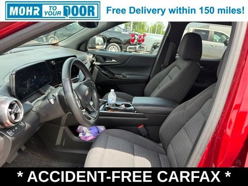 Used 2025 Chevrolet Equinox LT w/ Safety and Technology Package FWD image 14
