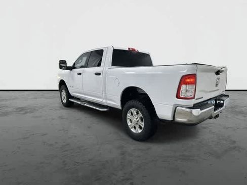Used 2024 RAM 2500 Big Horn AWD/4WD image 9