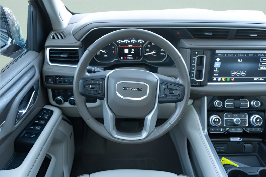 Used 2021 GMC Yukon Denali AWD/4WD image 19