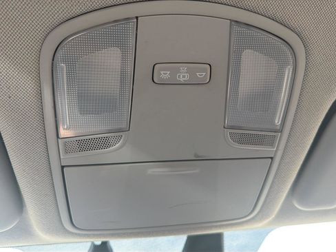 Used 2020 Hyundai Elantra SEL FWD image 11