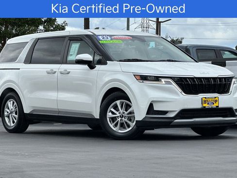 Certified 2023 Kia Carnival LX image 2
