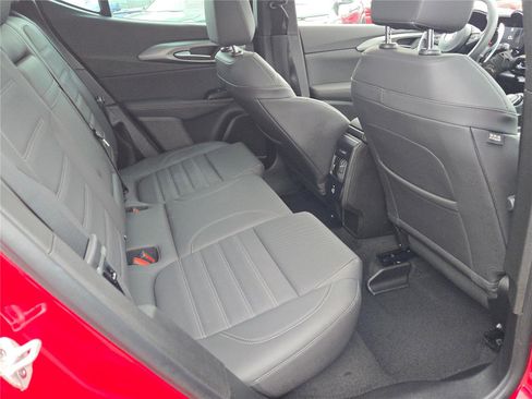 Used 2025 Alfa Romeo Tonale w/ Premium Package image 11