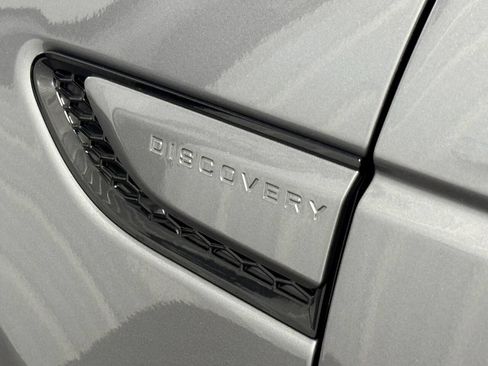 Used 2025 Land Rover Discovery Sport S AWD/4WD image 7