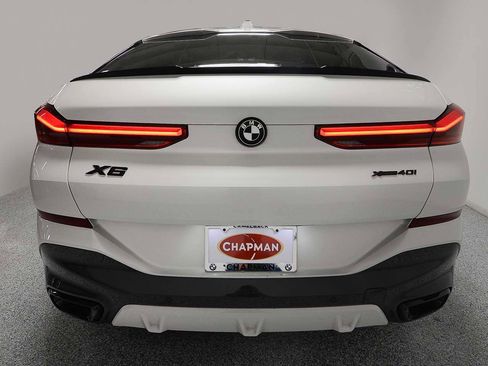 Used 2024 BMW X6 xDrive40i w/ Premium Package image 4