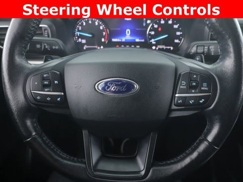 Used 2020 Ford Explorer XLT w/ Equipment Group 202A AWD/4WD image 21