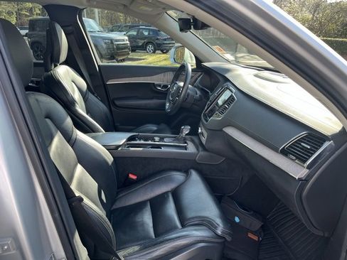 Used 2021 Volvo XC90 T6 Inscription w/ Advanced Package image 11
