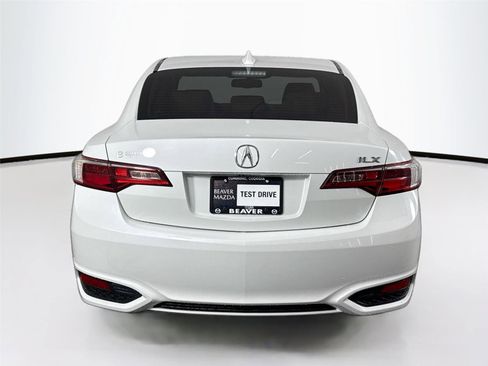 Used 2018 Acura ILX w/ Technology Plus Package image 7