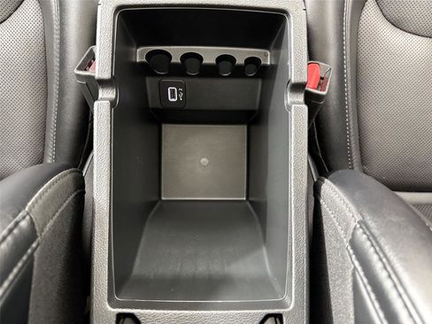 Used 2022 Jeep Cherokee Latitude Lux w/ Sun & Sound Group AWD/4WD image 33