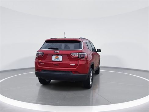 New 2026 Jeep Compass Latitude image 7