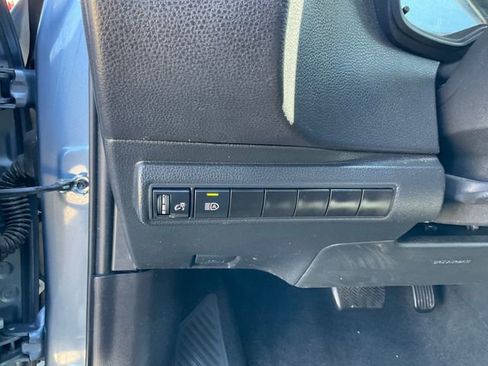 Used 2024 Toyota Corolla LE image 8