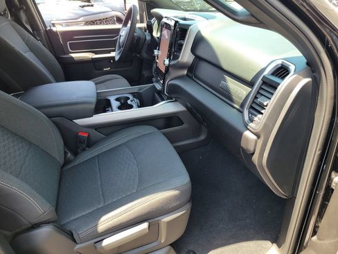 New 2026 RAM 2500 Big Horn AWD/4WD image 18