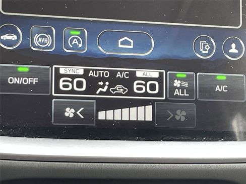 Certified 2025 Subaru Crosstrek 2.0i Premium AWD/4WD image 23