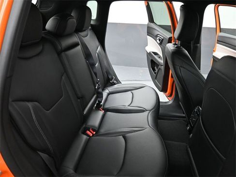 New 2026 Jeep Compass Limited w/ Mopar Graphics Package image 22