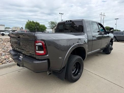 Used 2024 RAM 3500 Limited AWD/4WD image 6