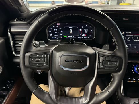 Certified 2025 GMC Sierra 1500 Denali Ultimate image 21