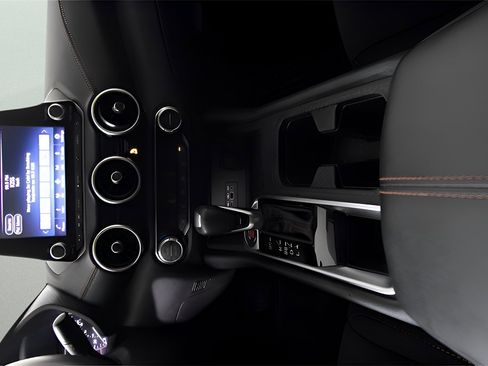 Used 2023 Nissan Sentra SR w/ Electronics Package image 23