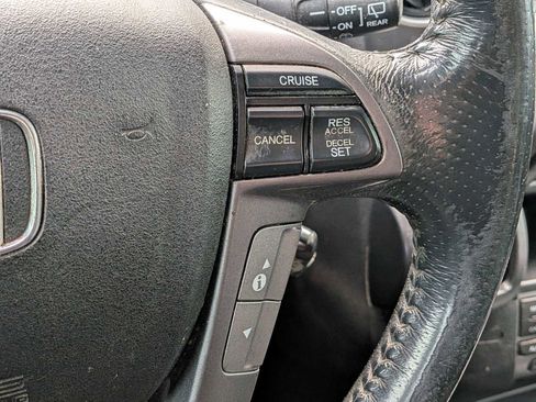 Used 2014 Honda Pilot Touring image 25