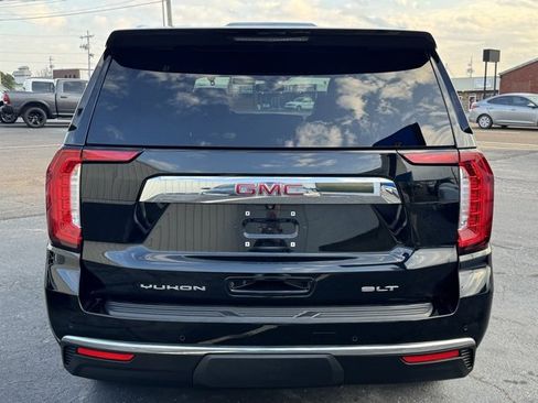 Used 2021 GMC Yukon SLT image 4