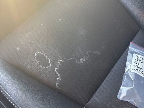 Used 2016 Honda Accord Sport image 25